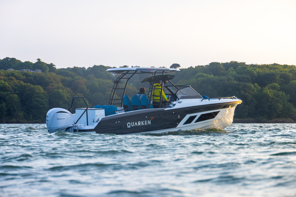 Quarken 27 T-TOP V2 ONYX (prijs Incl. Yamaha 300pk) — foto 6 van 25