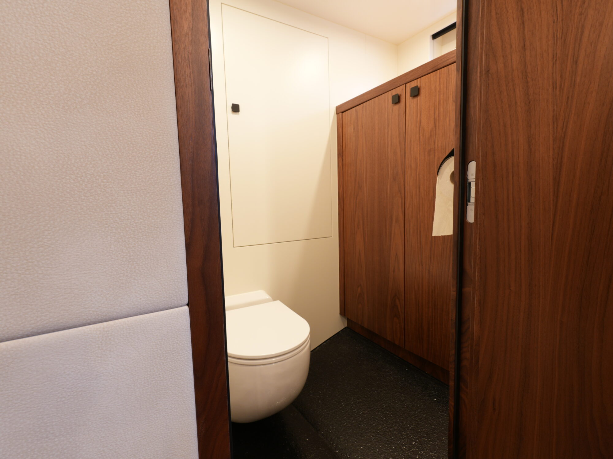 Van den Hoven Executive 15.00 MK II — foto 65 van 70