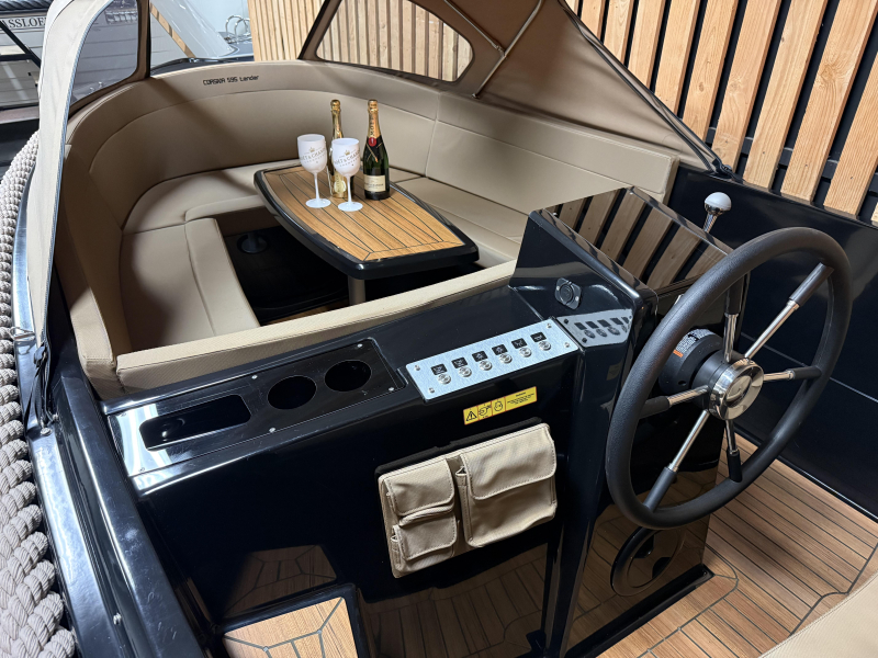 Corsiva 595 Tender Exclusive 30pk Suzuki — foto 8 van 12