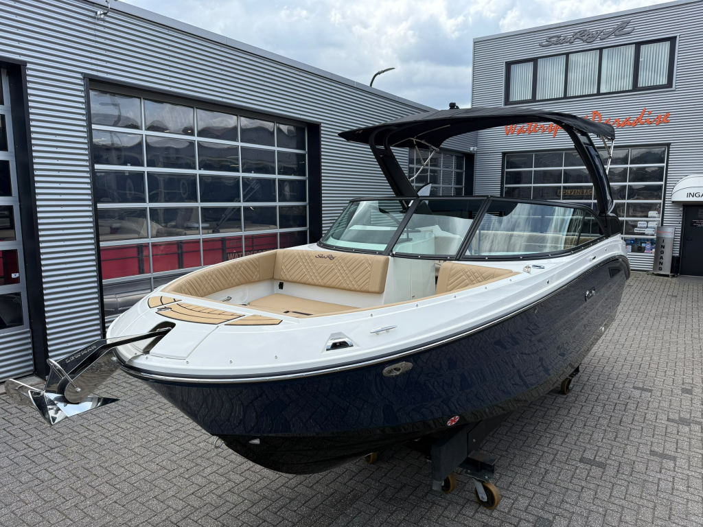 Sea Ray SDX 230 — foto 2 van 50