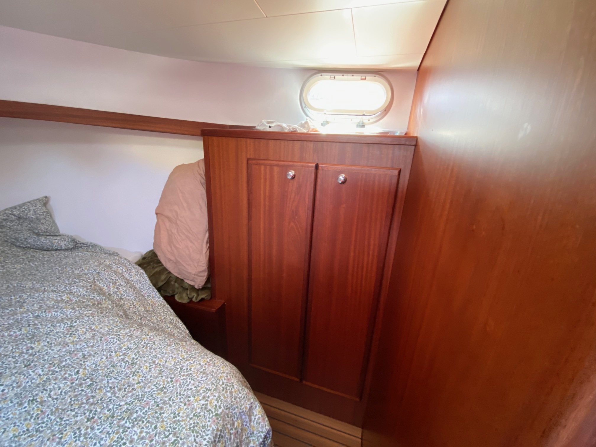 Crown Yachts C 102 — foto 9 van 13