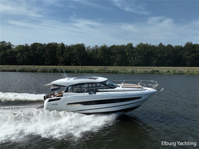 Jeanneau NC37 — foto 92 van 94