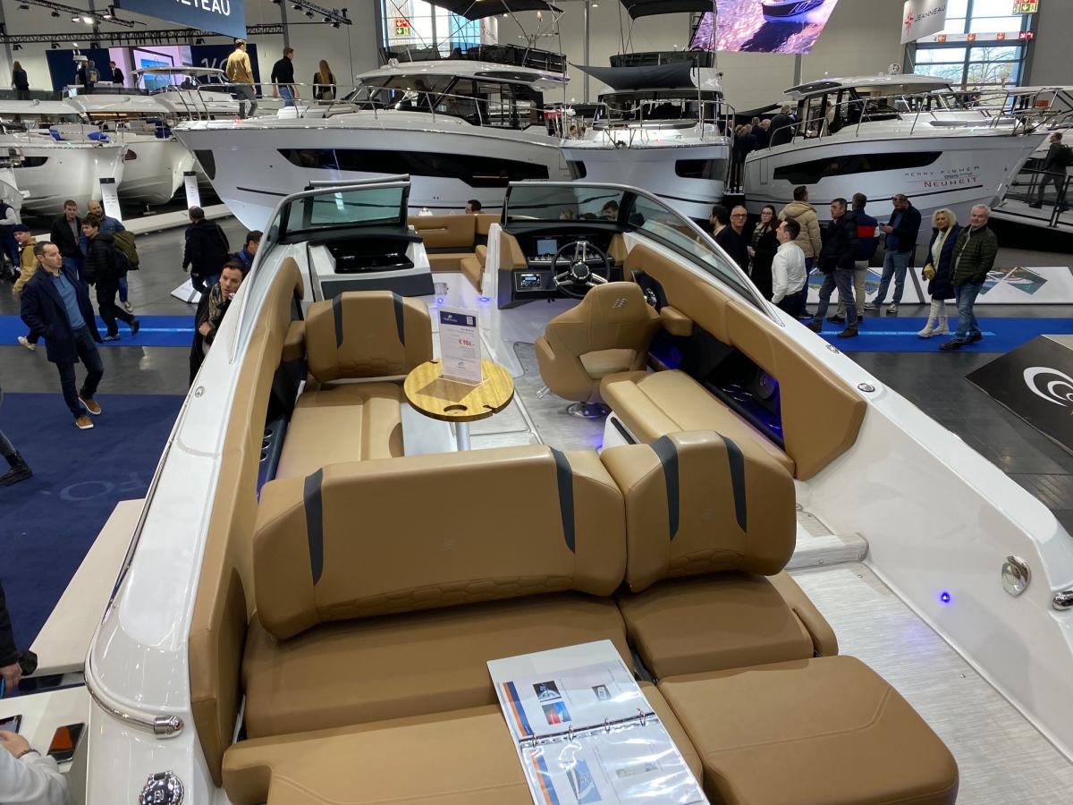 Four Winns H6 Outboard bowrider — foto 5 van 14