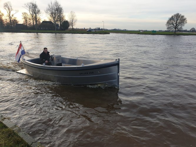 Van Vossen 600 Sloep DE GROOTSTE SLOEPENSHOWROOM VAN NEDERLAND — foto 8 van 8