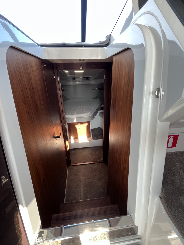 Grandezza 34 OC – 2024 | Volvo Penta D6-380 DPI | Full Options | < 200 vaaruren — foto 19 van 35