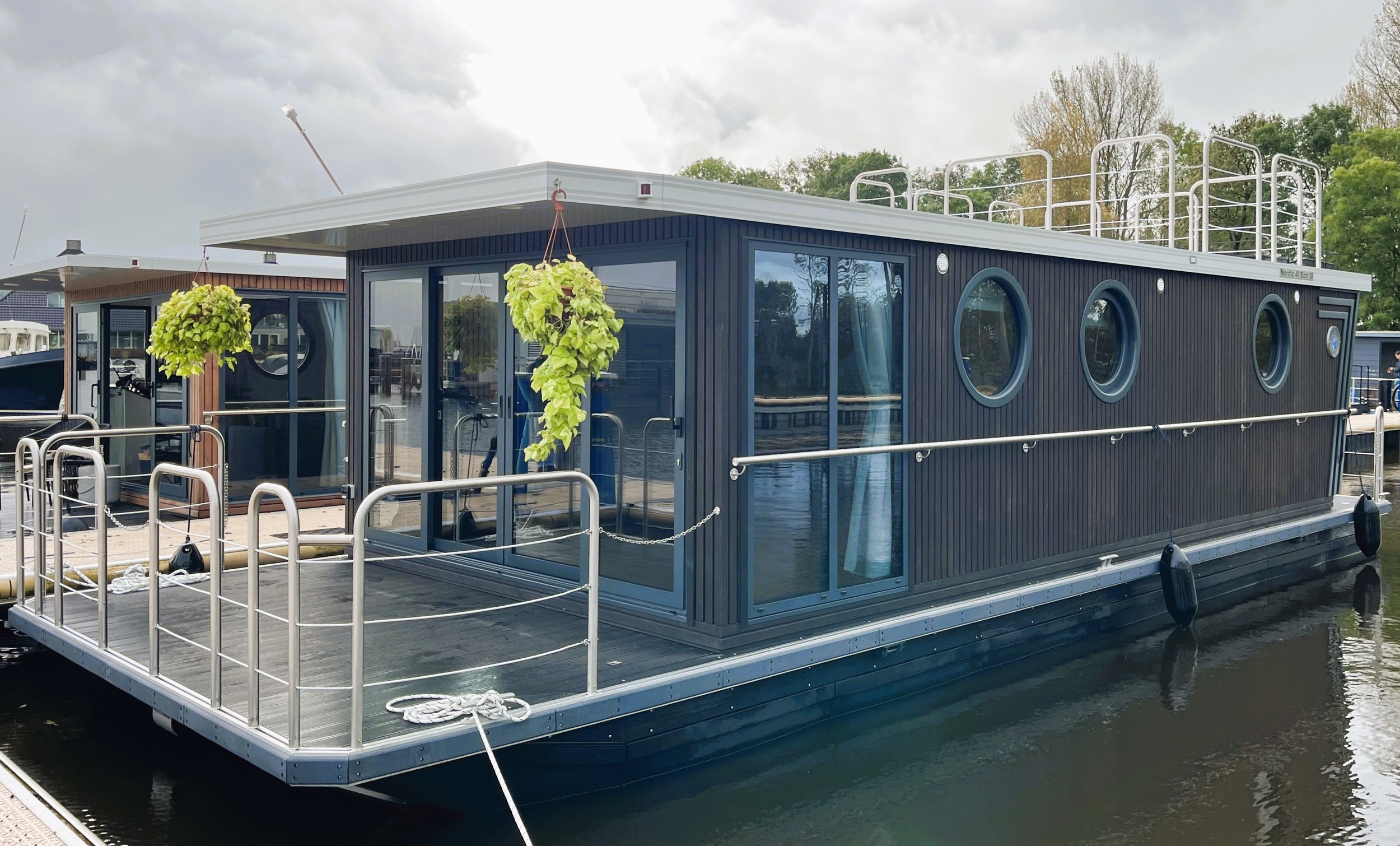 Nordic SeasonNS 40 Eco 36m2 Houseboat