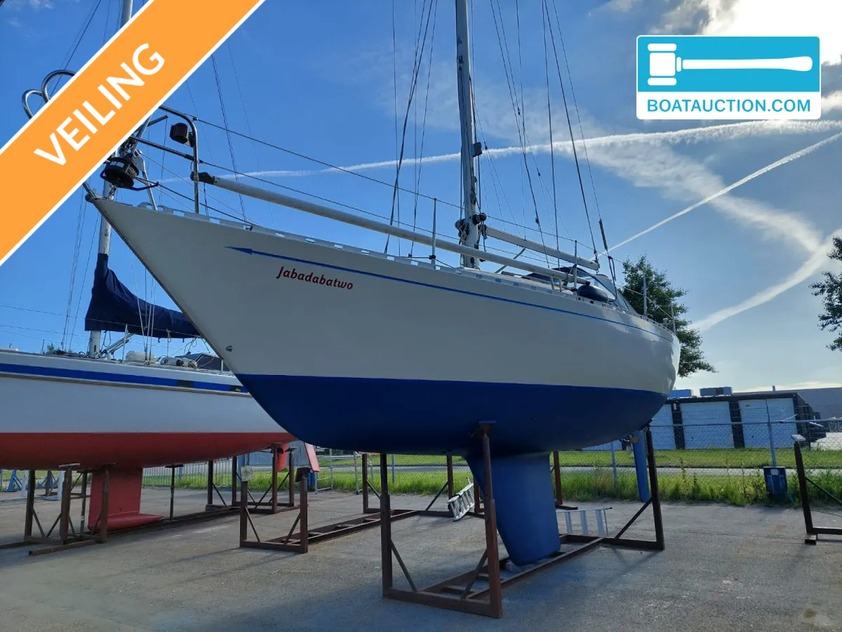 Standfast 33 nu in de online veiling. — foto 1 van 14