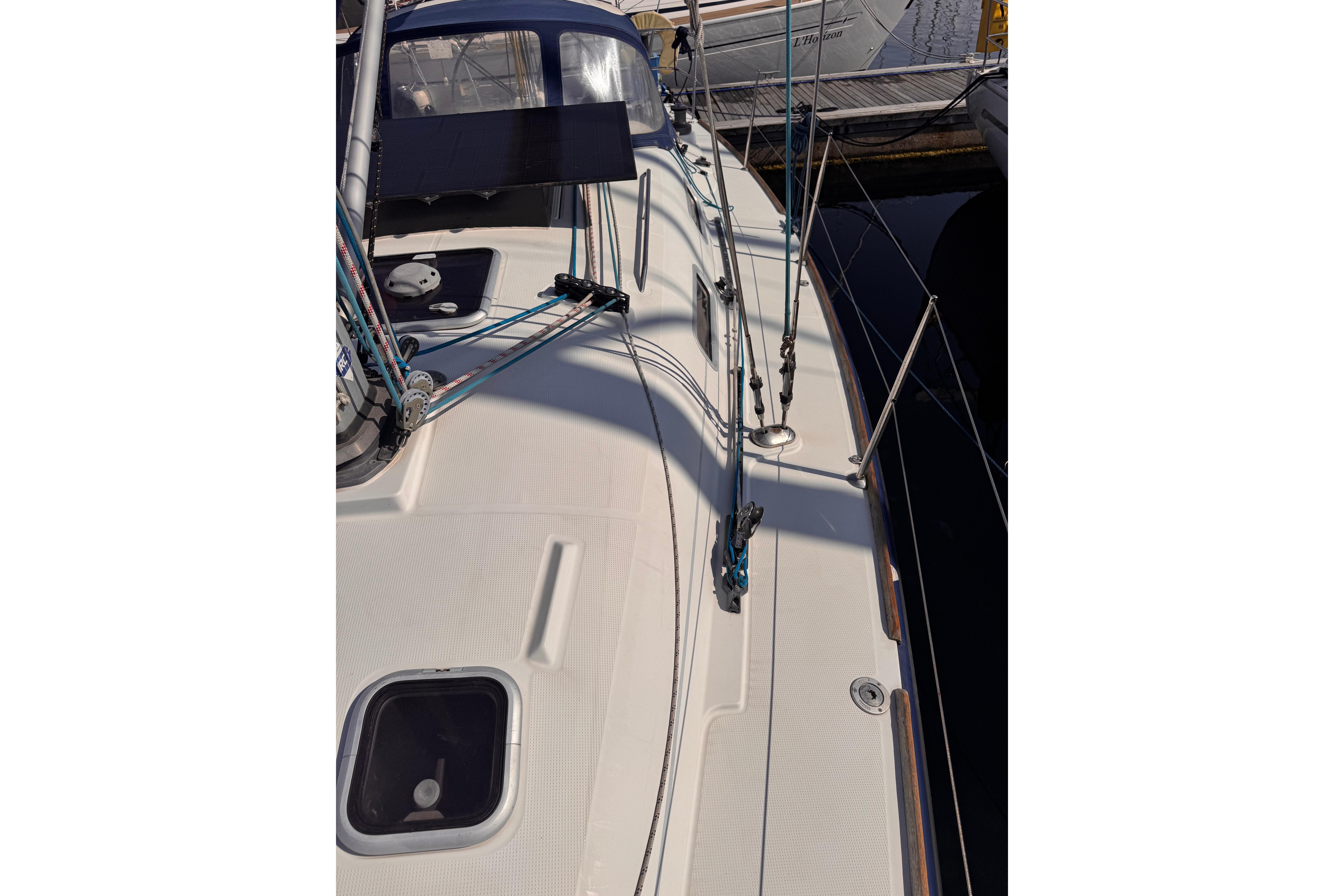 Beneteau First 36.7 — foto 11 van 11