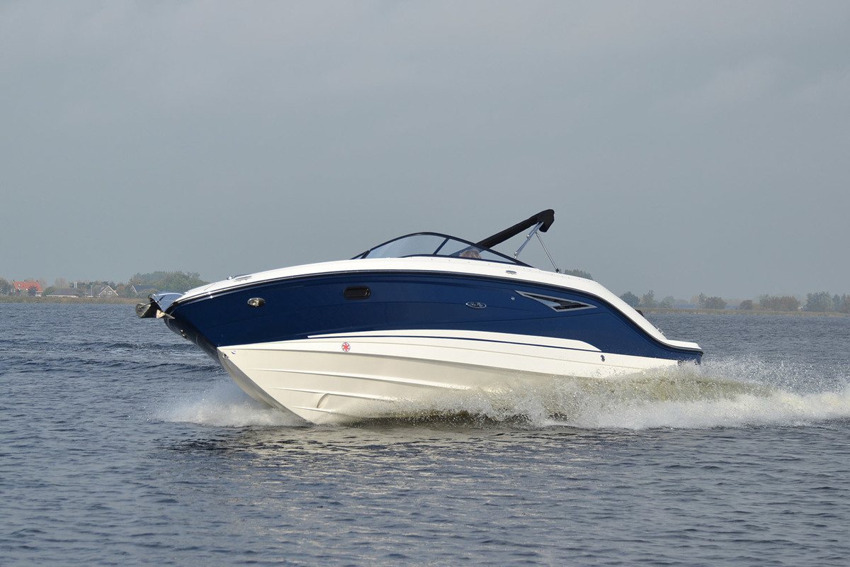 Sea Ray Sun Sport 250 — foto 16 van 73