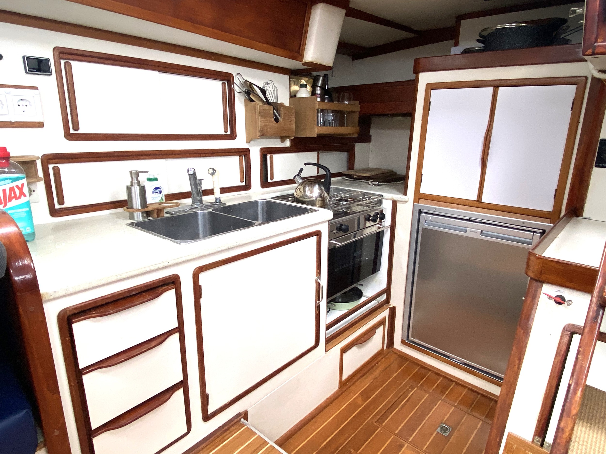 Irwin 49 Blue Water Cruiser — foto 25 van 35