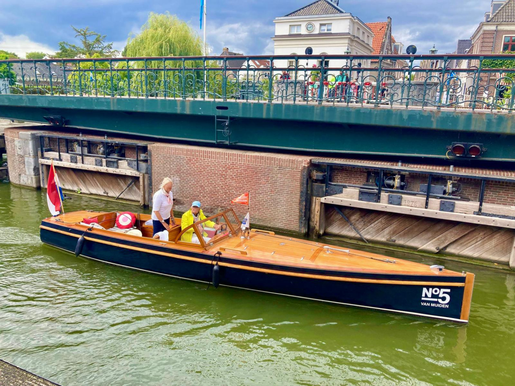 Sloep Regina af Vindö Autoboot