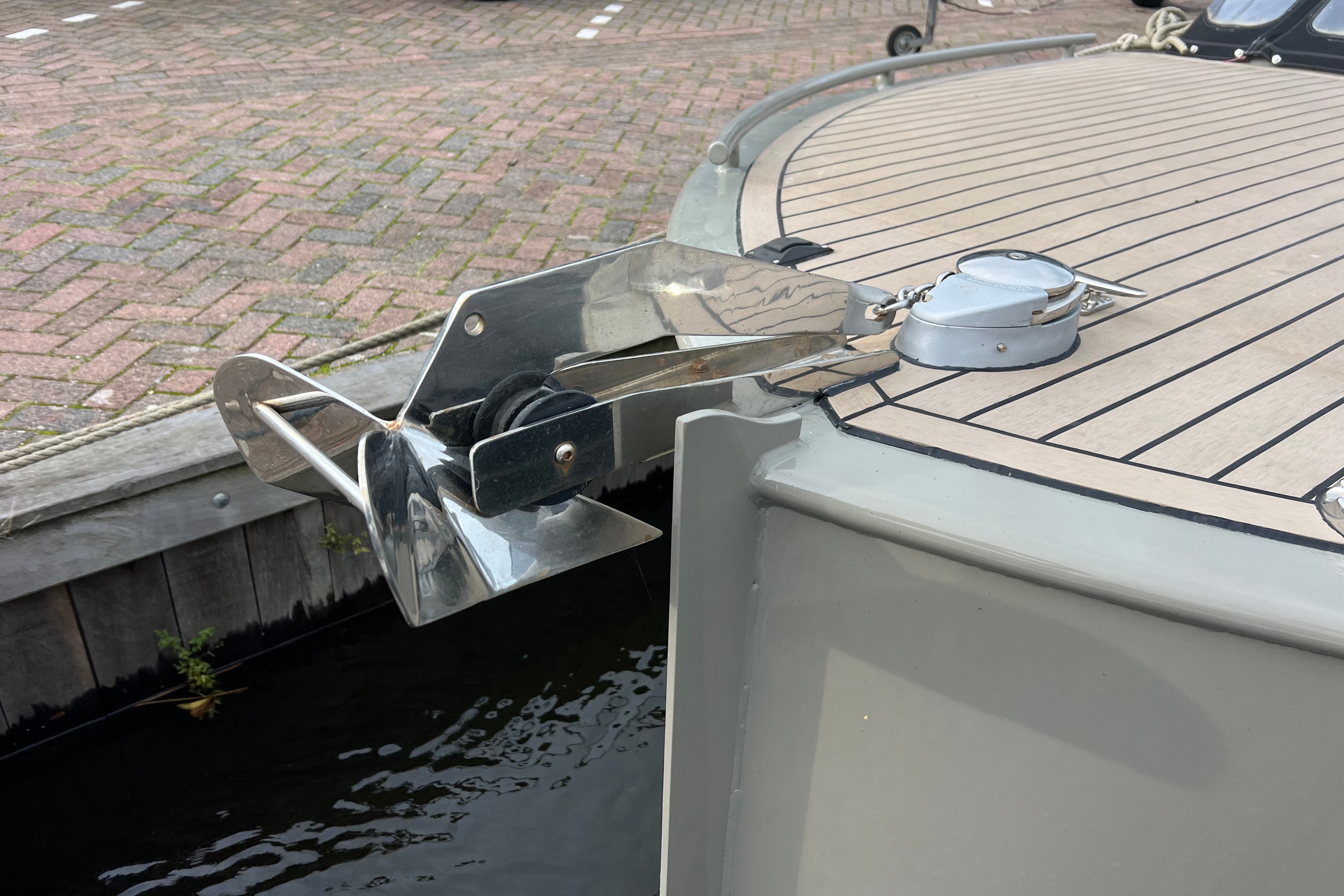 Waterman 8.0 Cabin — foto 30 van 36