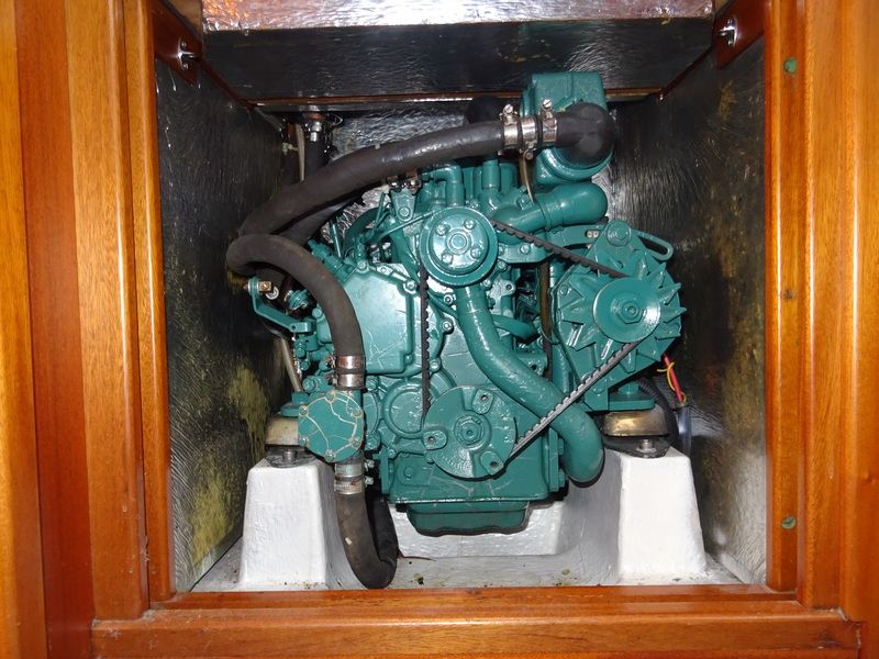 Hallberg Rassy 34 — foto 4 van 5