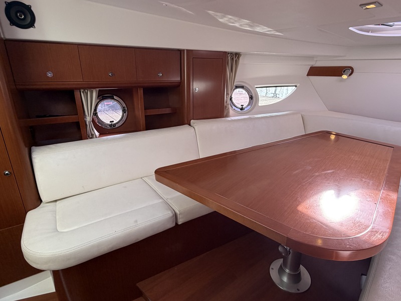 Beneteau Flyer GT34 — foto 13 van 63
