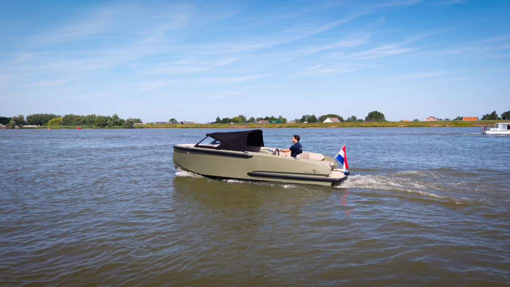 Qualia QT20 E | Elektrische aluminium tender — foto 10 van 24