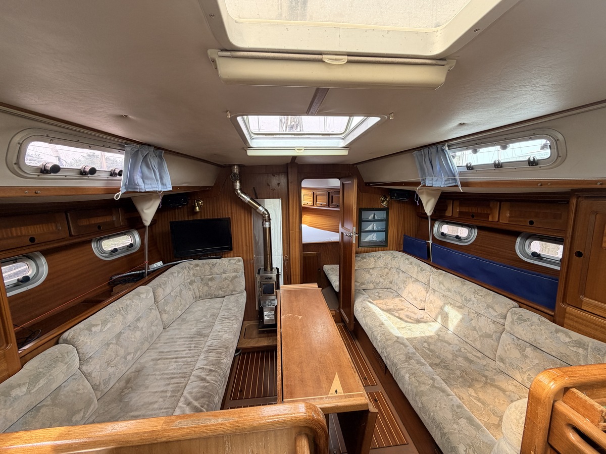 Bavaria Yachtbau GmbH Bavaria Yachts 350 Lagoon — foto 10 van 12