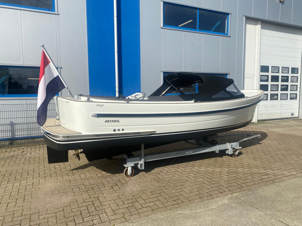 Antaris Fifty5 met Vetus 27pk — foto 2 van 16