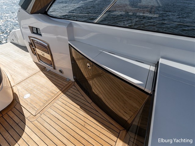 Princess V48 — foto 27 van 84