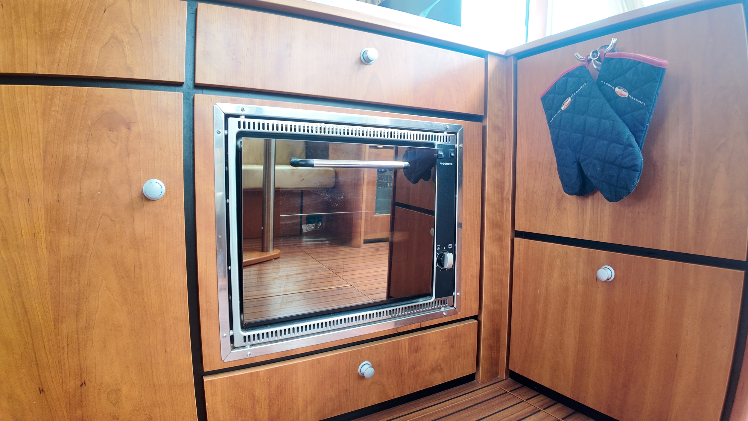 Linssen Grand Sturdy 40.9 SEDAN — foto 26 van 38