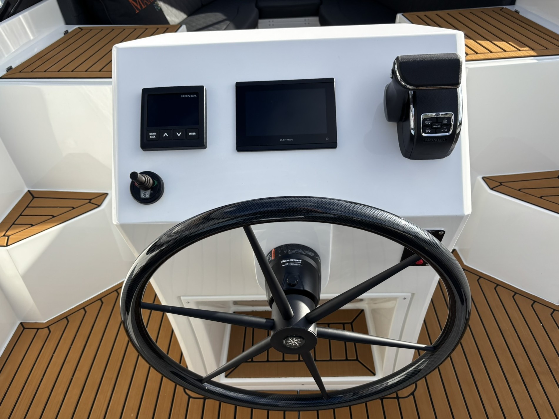Maxima Boats 680 Sport Lounge met Honda 250 pk op voorraad! — foto 11 van 17