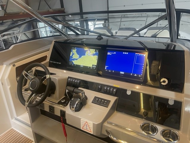 Jeanneau Cap Camarat 12.5 WA — foto 4 van 49