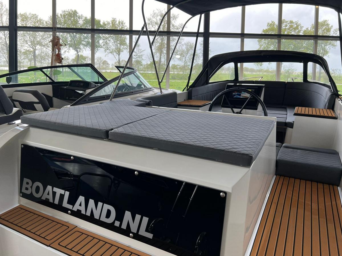 Clever 73 Tender — foto 8 van 18