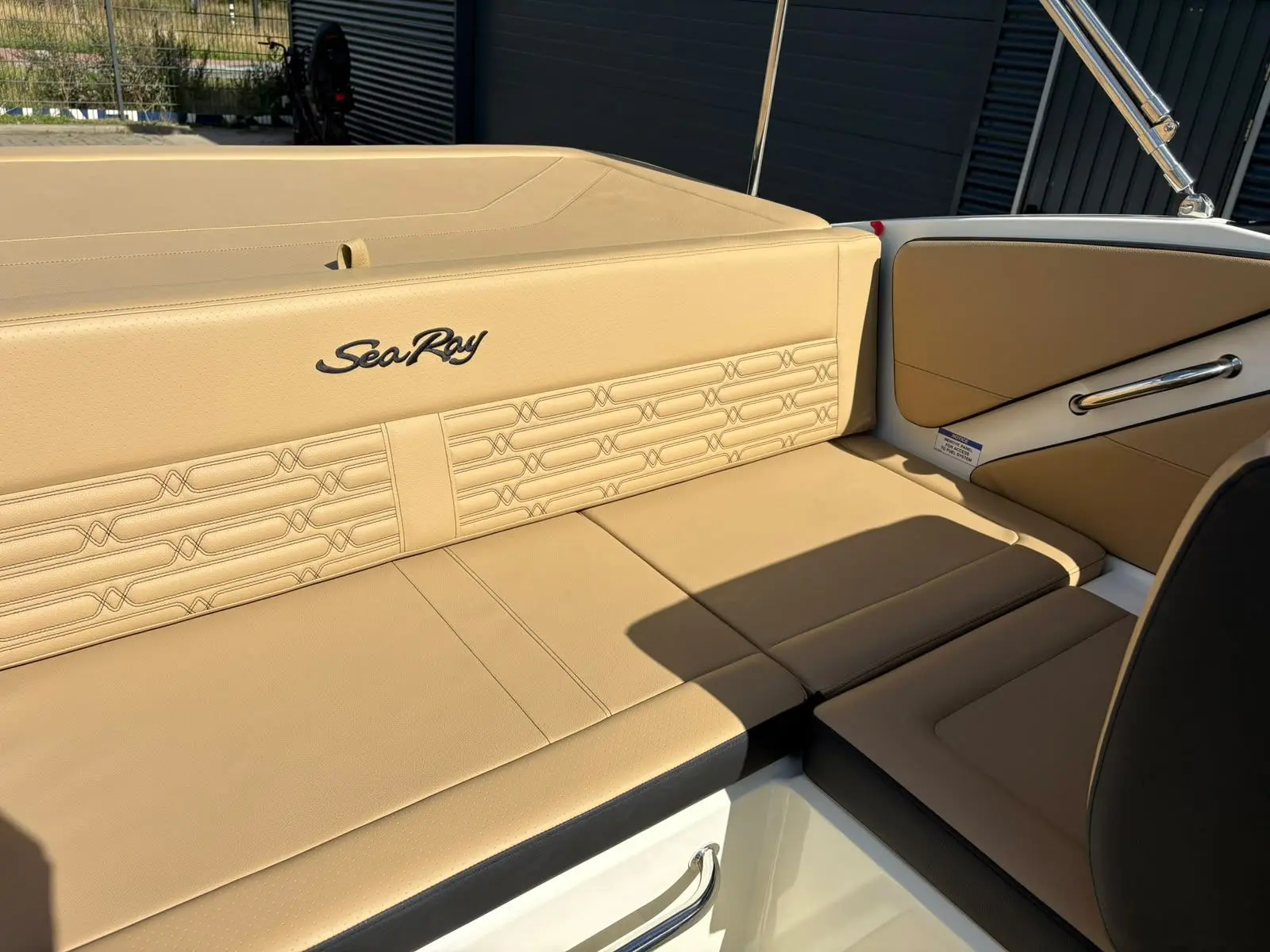 Sea Ray SPX 190 (2027) — foto 26 van 39