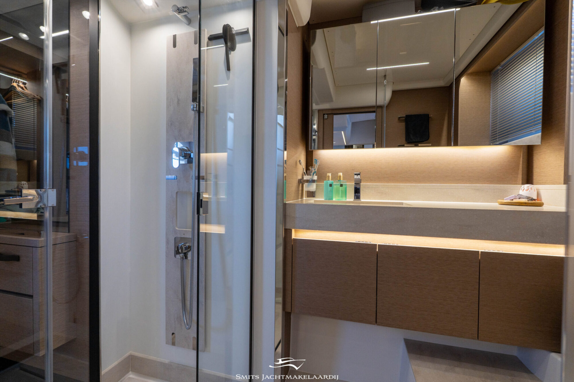 Prestige 590 Flybridge — foto 50 van 154