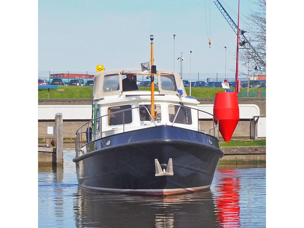 Jachtwerf De Jong, Uitwellingerga (casco) Gillissen Stevenvlet 1065 AK — foto 2 van 11