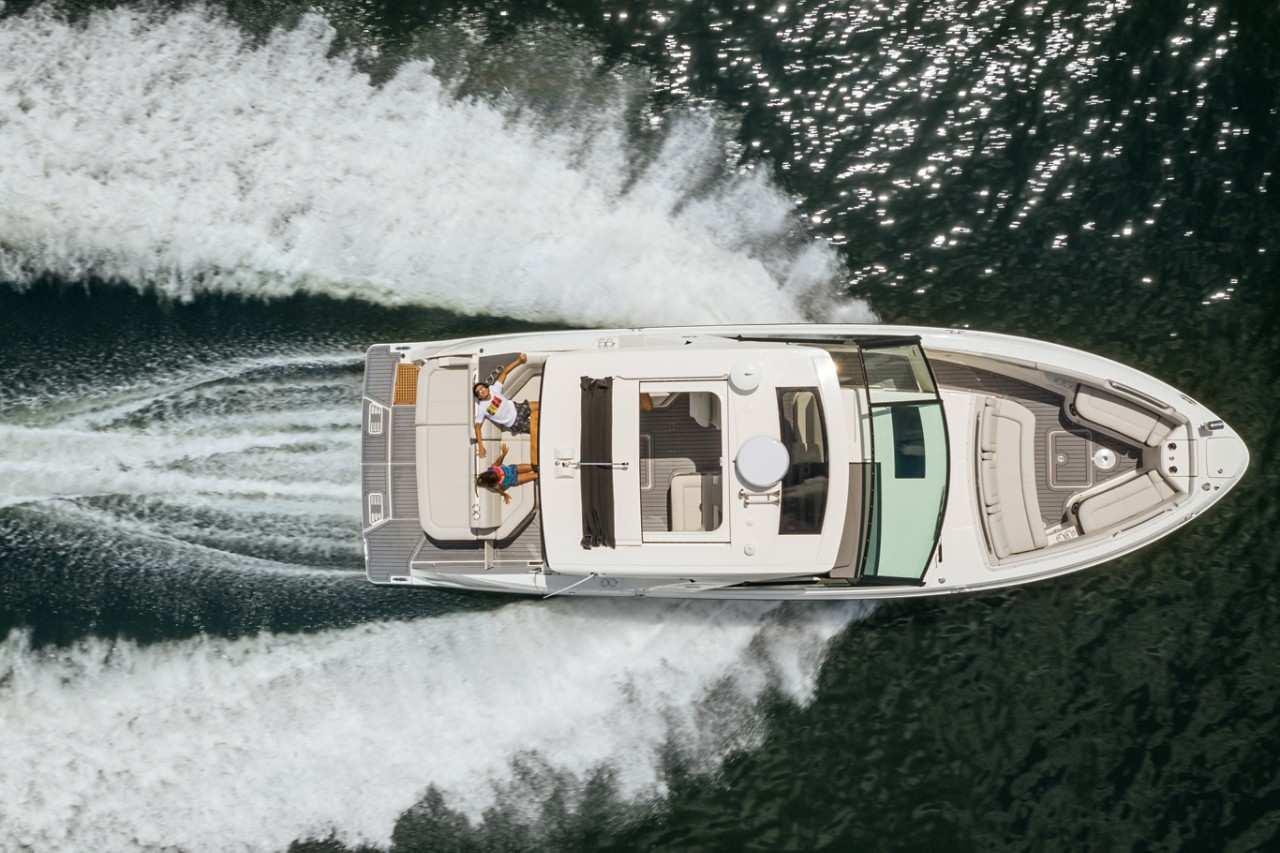 Sea Ray SLX 400 — foto 3 van 14