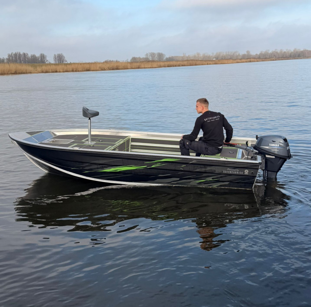 Kerman 428 visboot | Nieuw | gratis 3M wrap! — foto 4 van 14