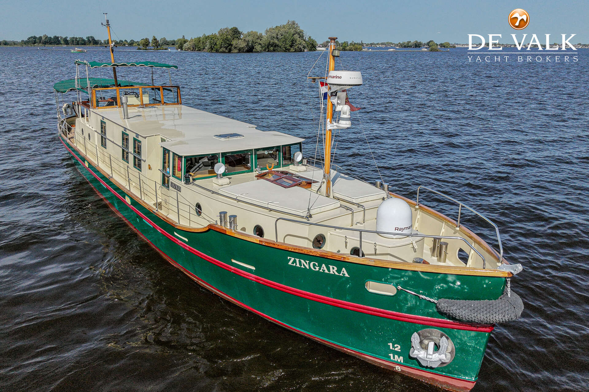 Luxe motor 20 m — foto 2 van 38