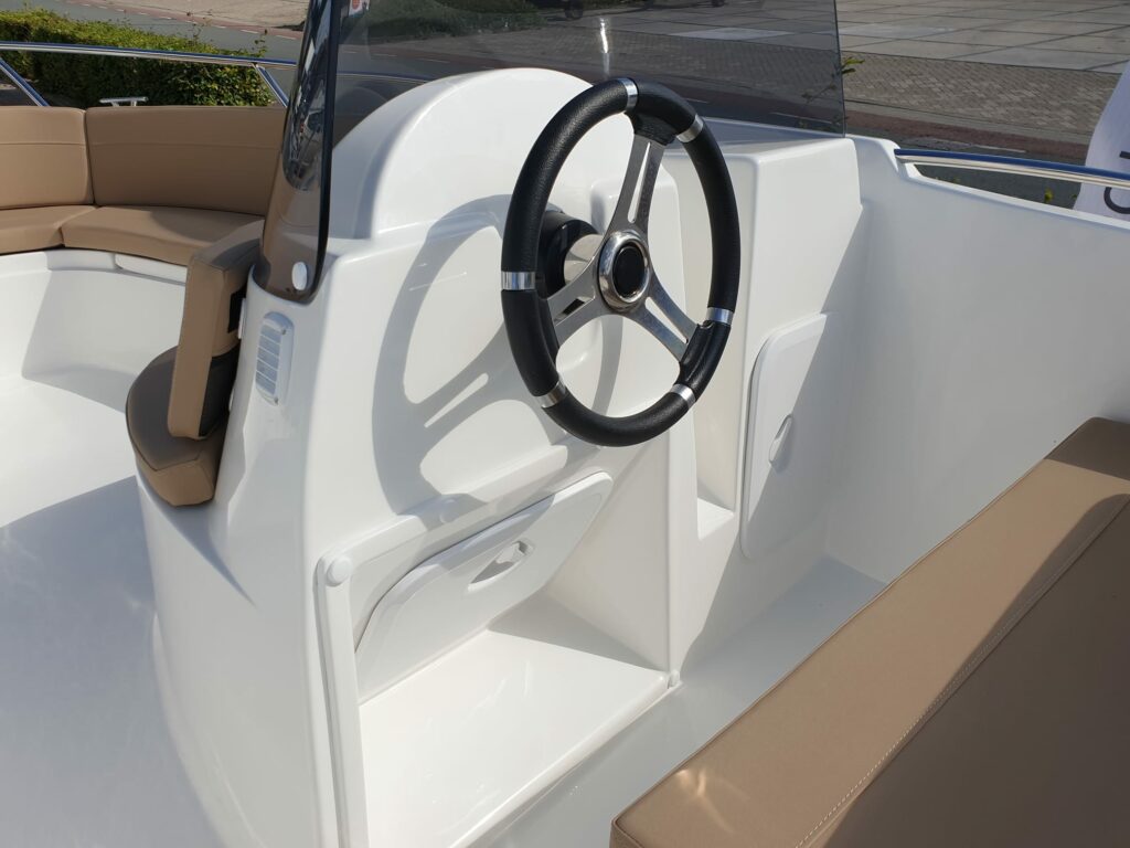 Amigo 475 Sport — foto 9 van 13