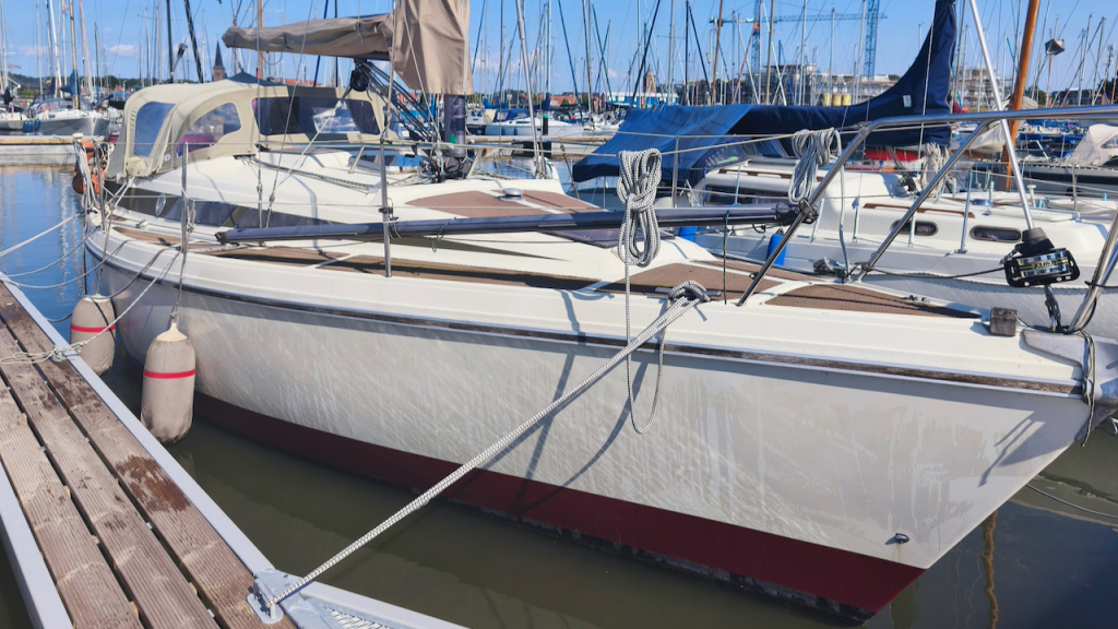Bavaria  890
