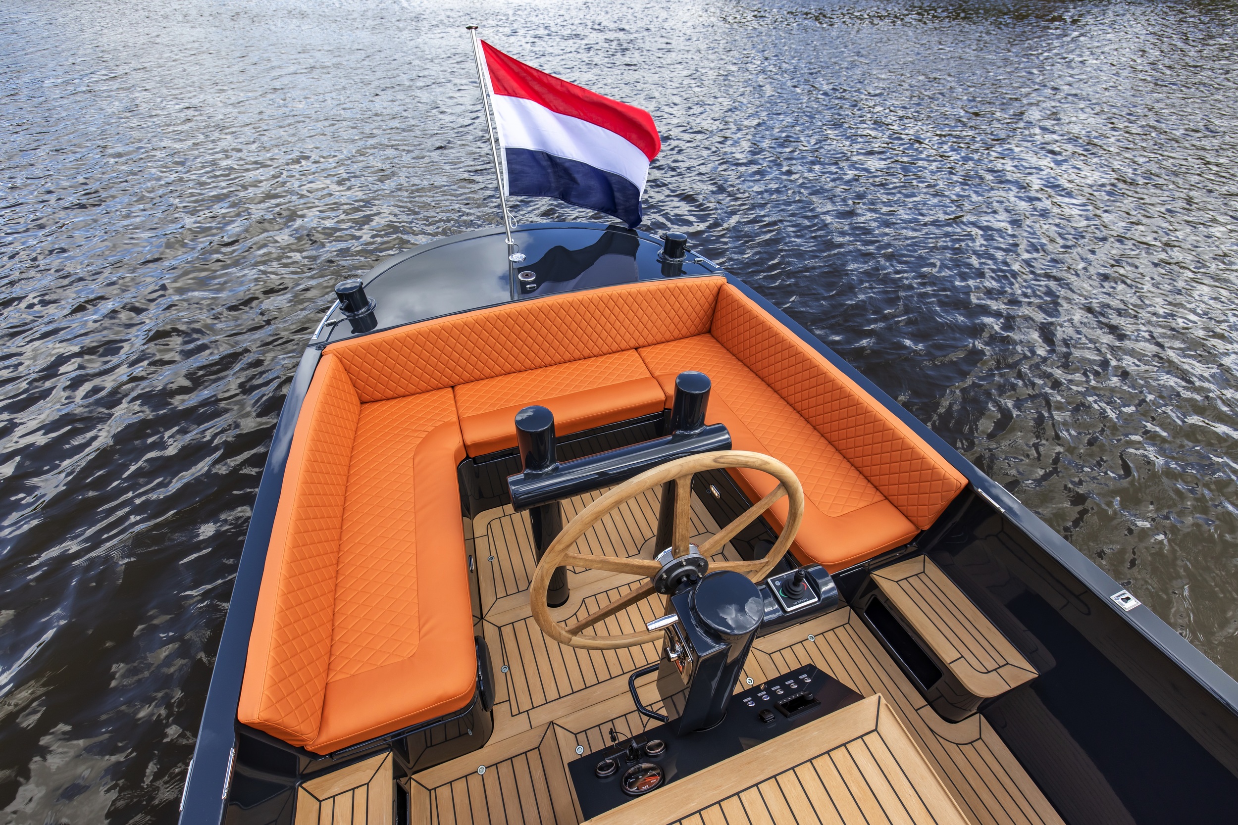 WB1 DE (Diesel-Hybride) — foto 12 van 18