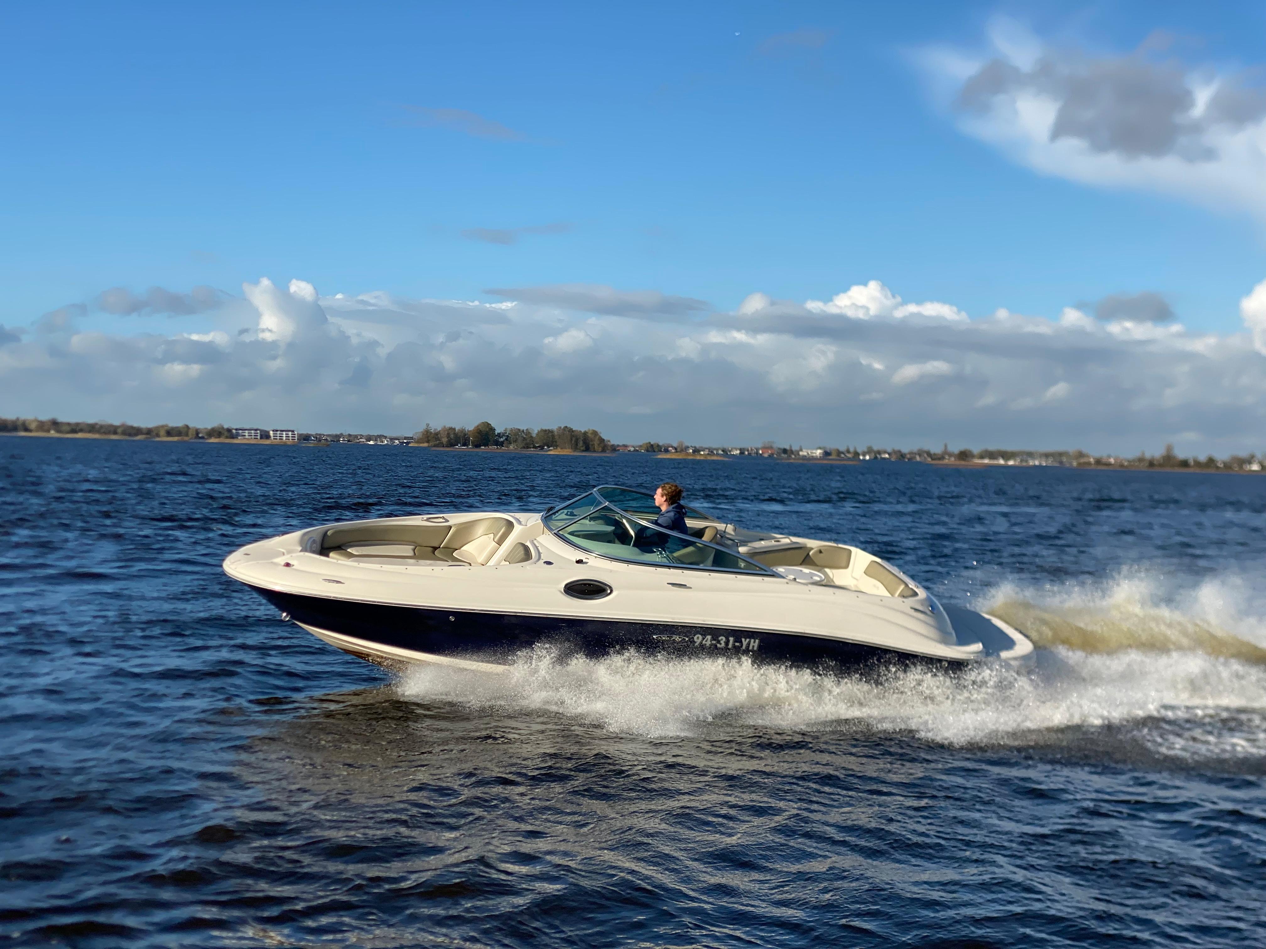 Sea Ray 240 Sundeck - Foto 7