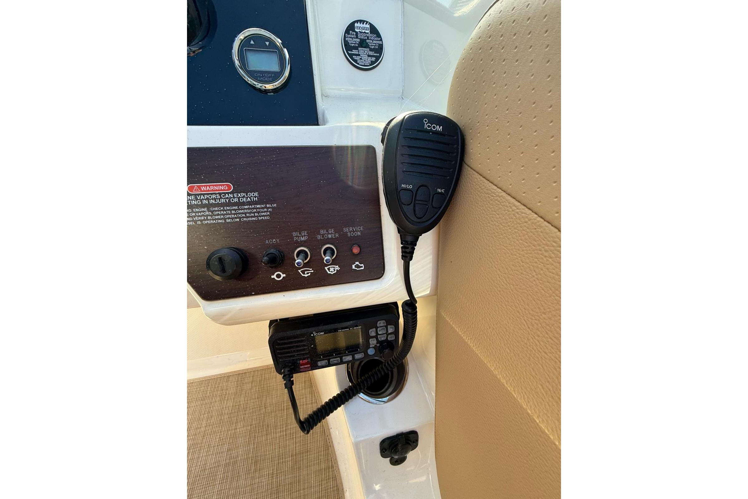 Sea Ray SPX 230 — foto 38 van 47