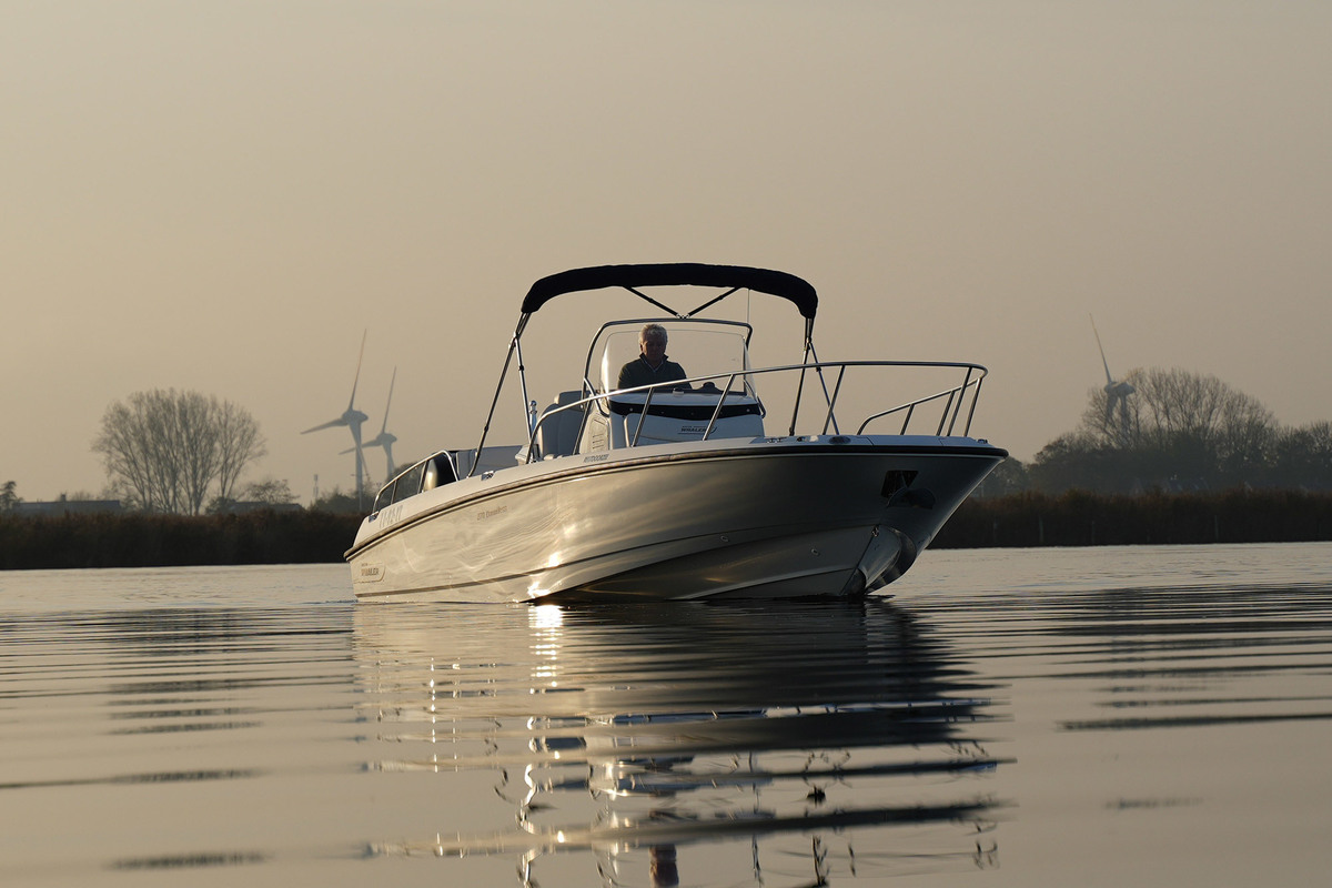 Boston Whaler 270 Dauntless — foto 4 van 37