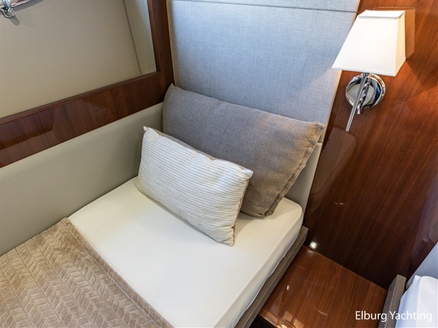 Princess V62 — foto 39 van 88