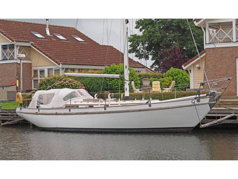 Jachtwerf Frans Maas N.V., Breskens (romp) en Amsterdamsche Scheepswerf G. de Vr Breeon 36 — foto 6 van 11