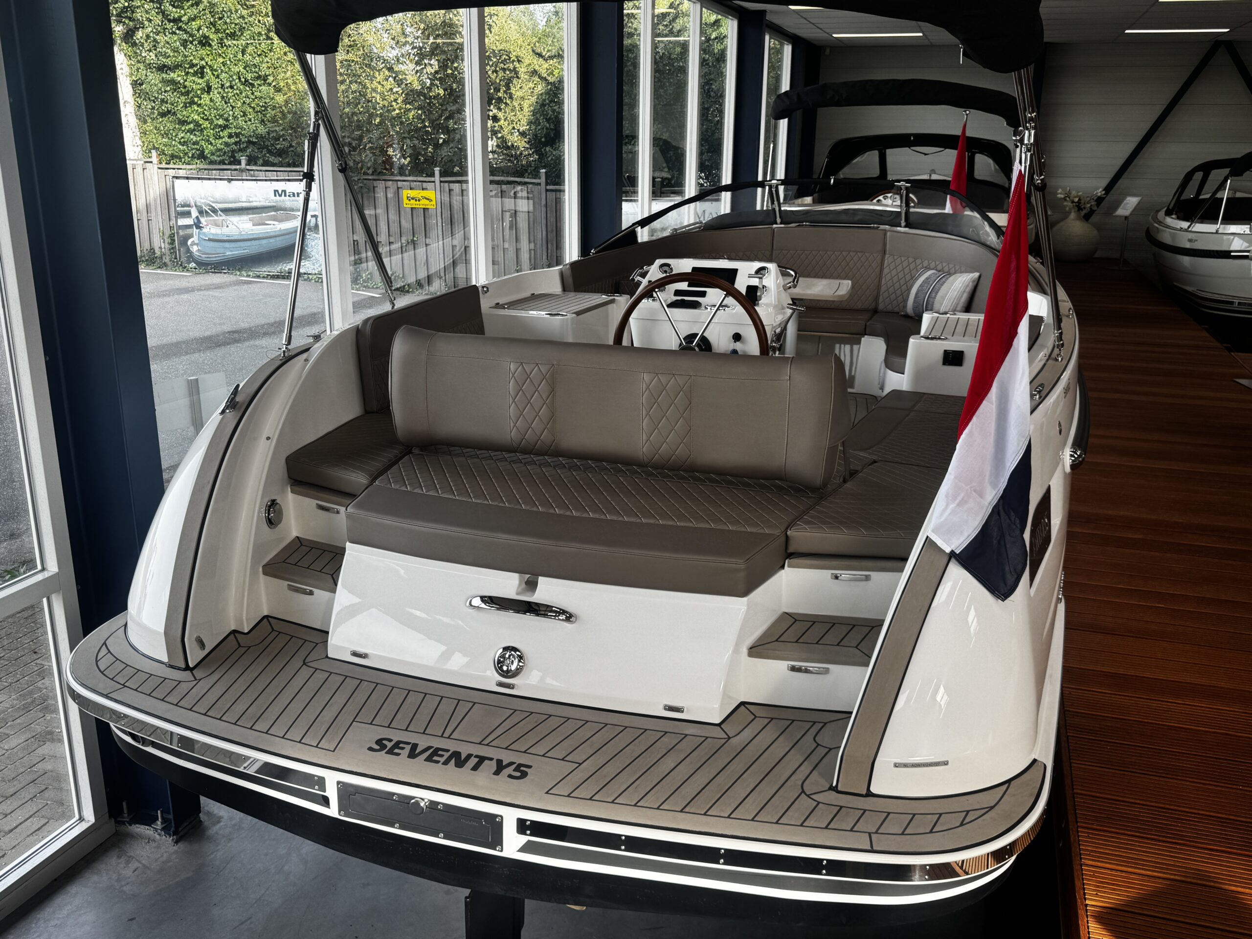 Antaris Seventy5 Hybride (op voorraad) — foto 13 van 14