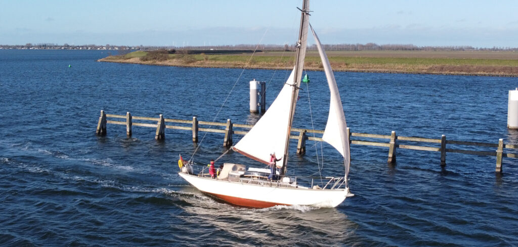 Te koop Bermudian cutter, Phynella