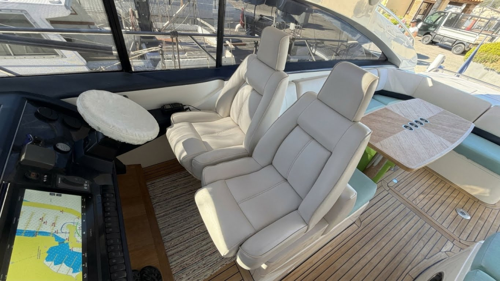 Princess V53 — foto 9 van 44