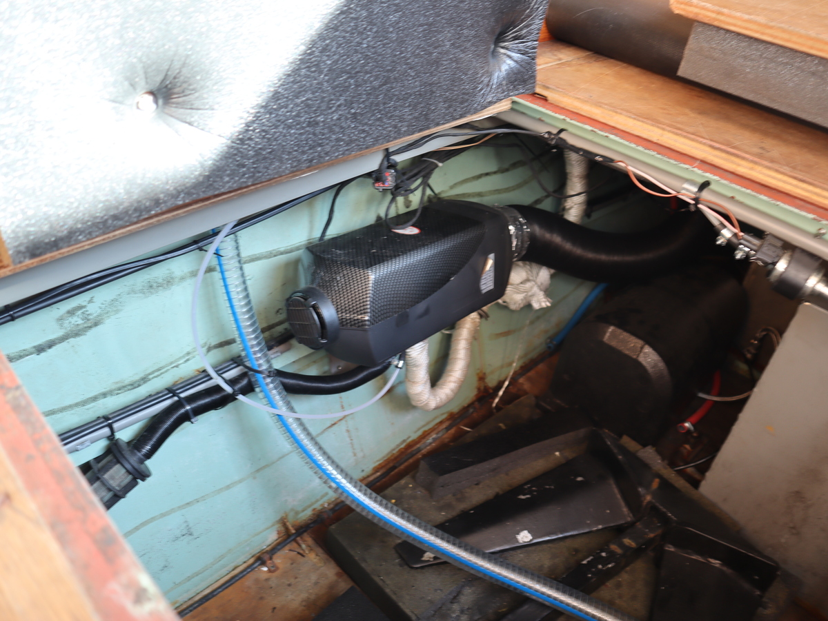 Beachcraft 850 Refit — foto 22 van 36