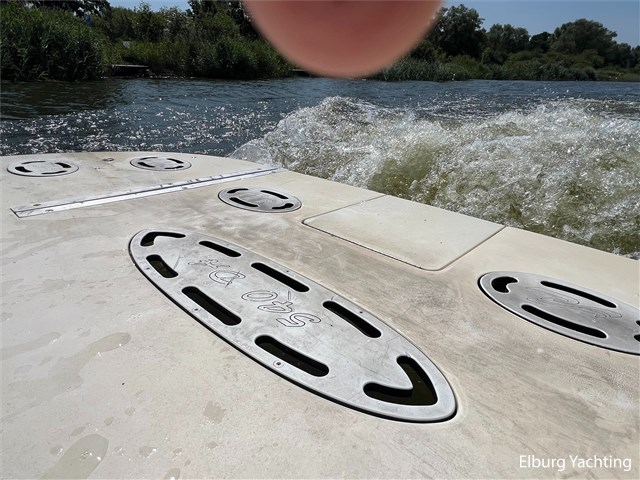 Sea Ray 540 DA — foto 9 van 62