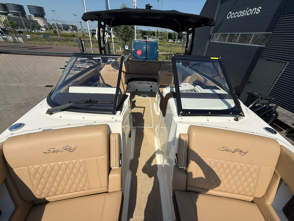 Sea Ray SLX 250 — foto 15 van 20