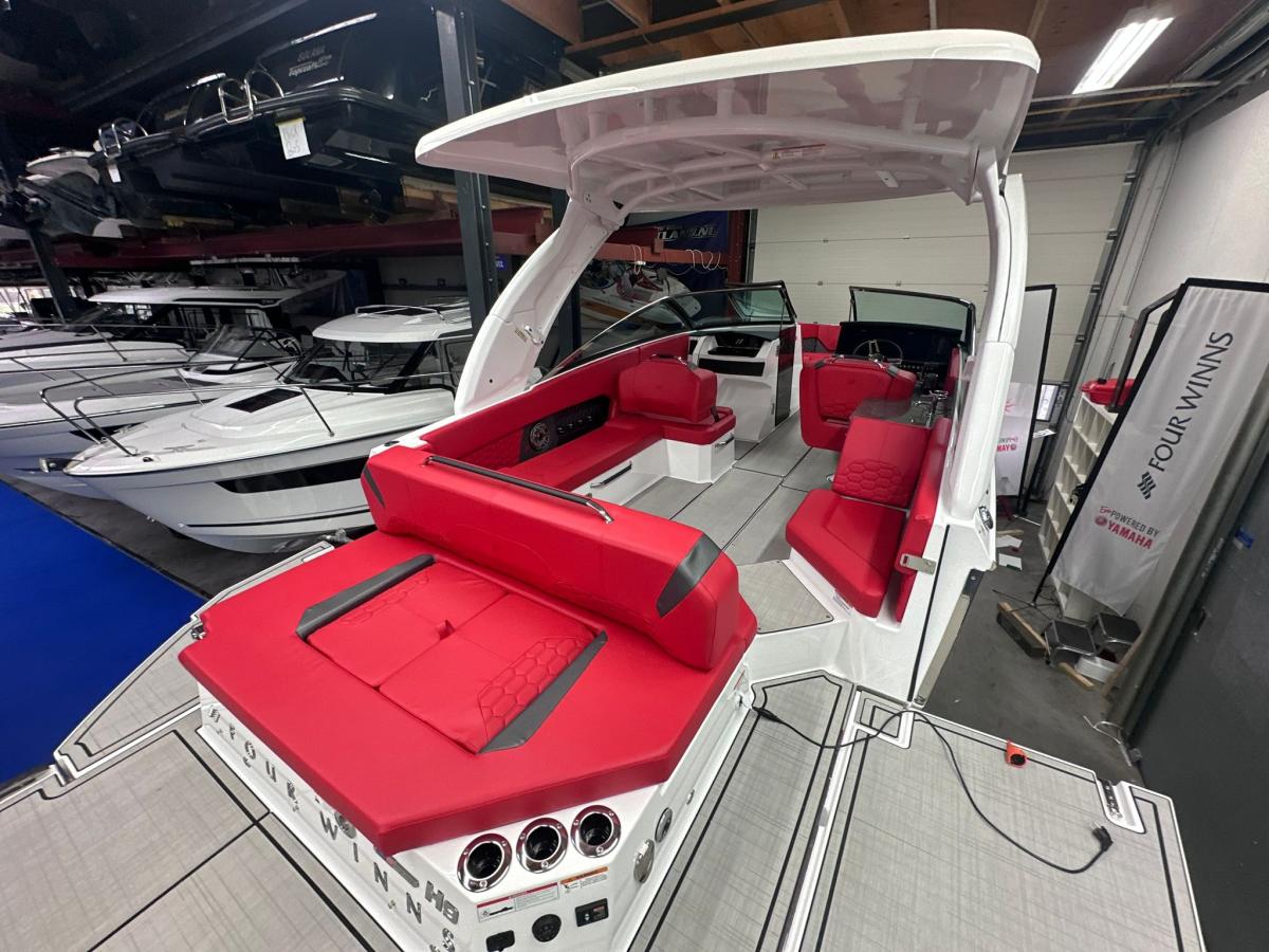 Four Winns H9 Bowrider — foto 22 van 25
