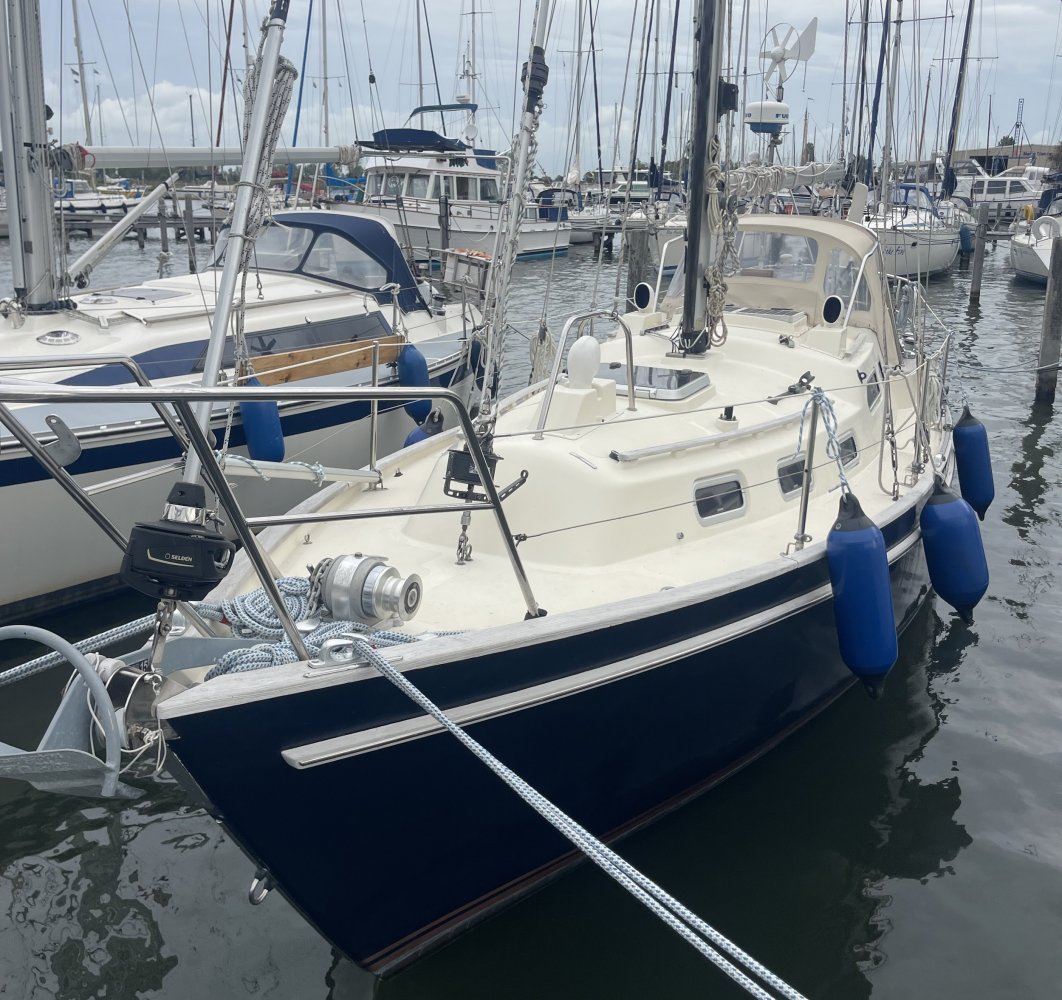 Yanmar Vancouver - Sailing Yacht - GRP (Polyester) - 1997 - € 39.500 — foto 4 van 11