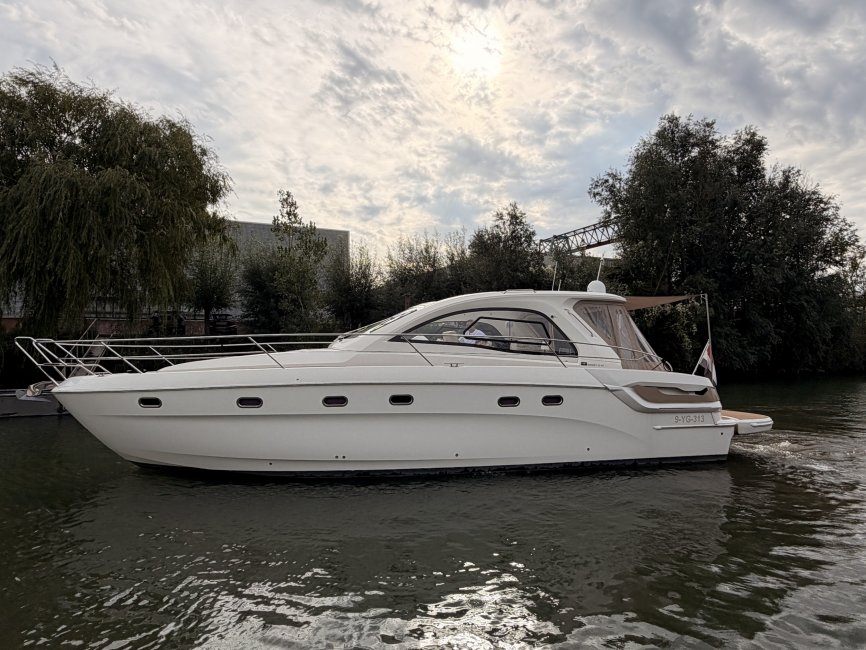 Bavaria Yachtbau GmbH Bavaria 43 HT — foto 2 van 12