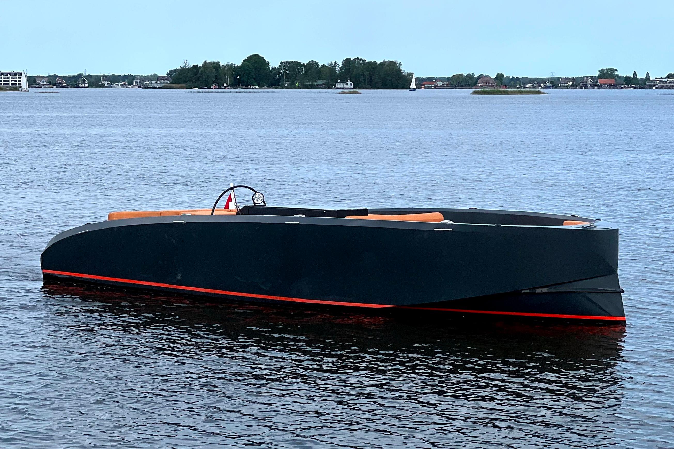 Tender Chapman 935